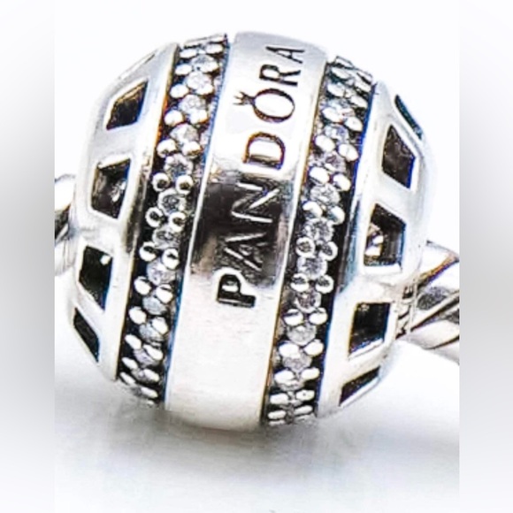 Pandora Forever Pandora Charm - Picture 1 of 2